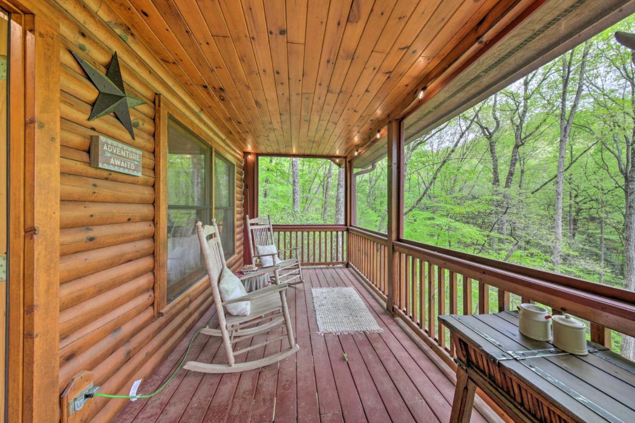 Peaceful Blue Ridge Cabin With Decks And Fire Pit Экстерьер фото